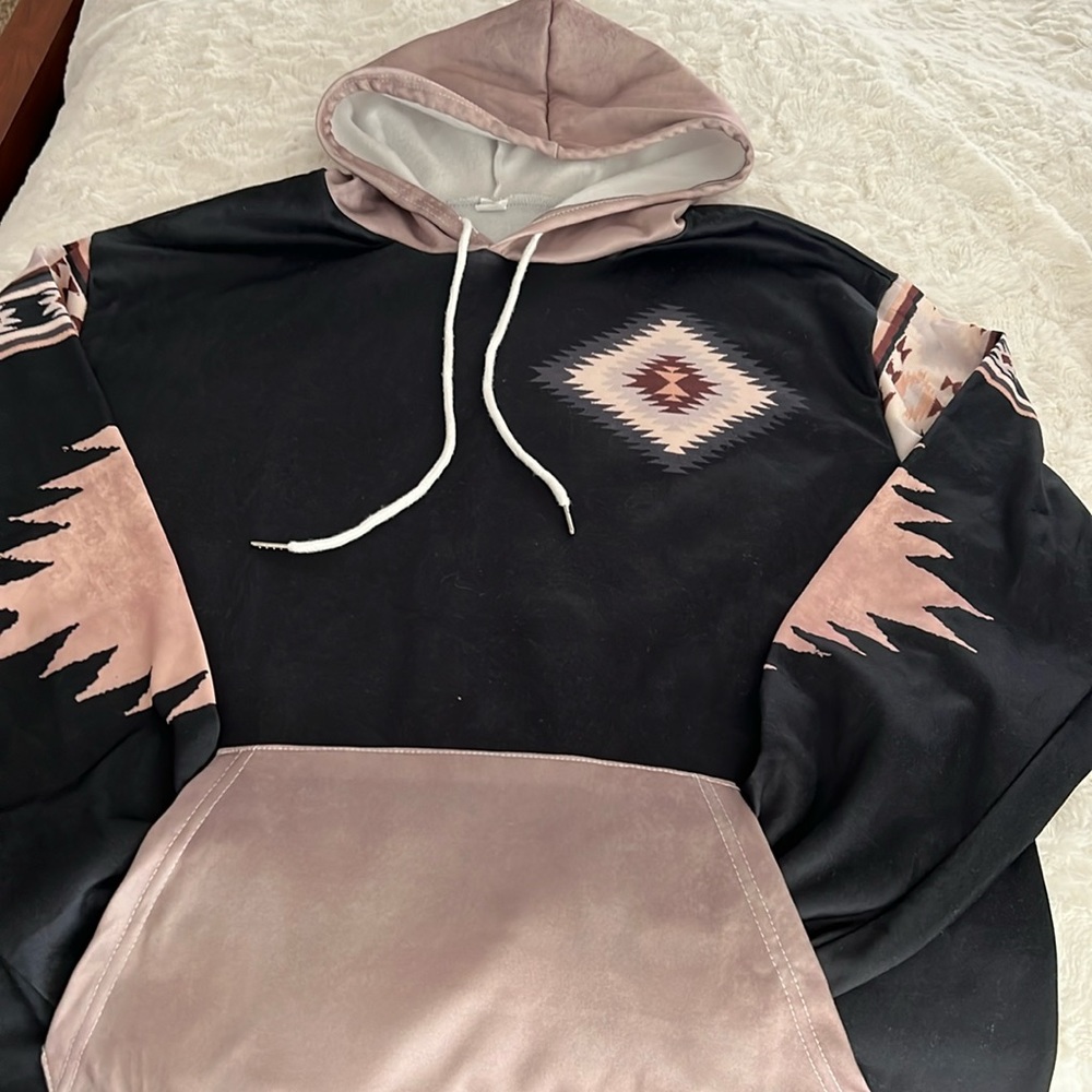 Men’s light weight native Fresn design cotton hoodie